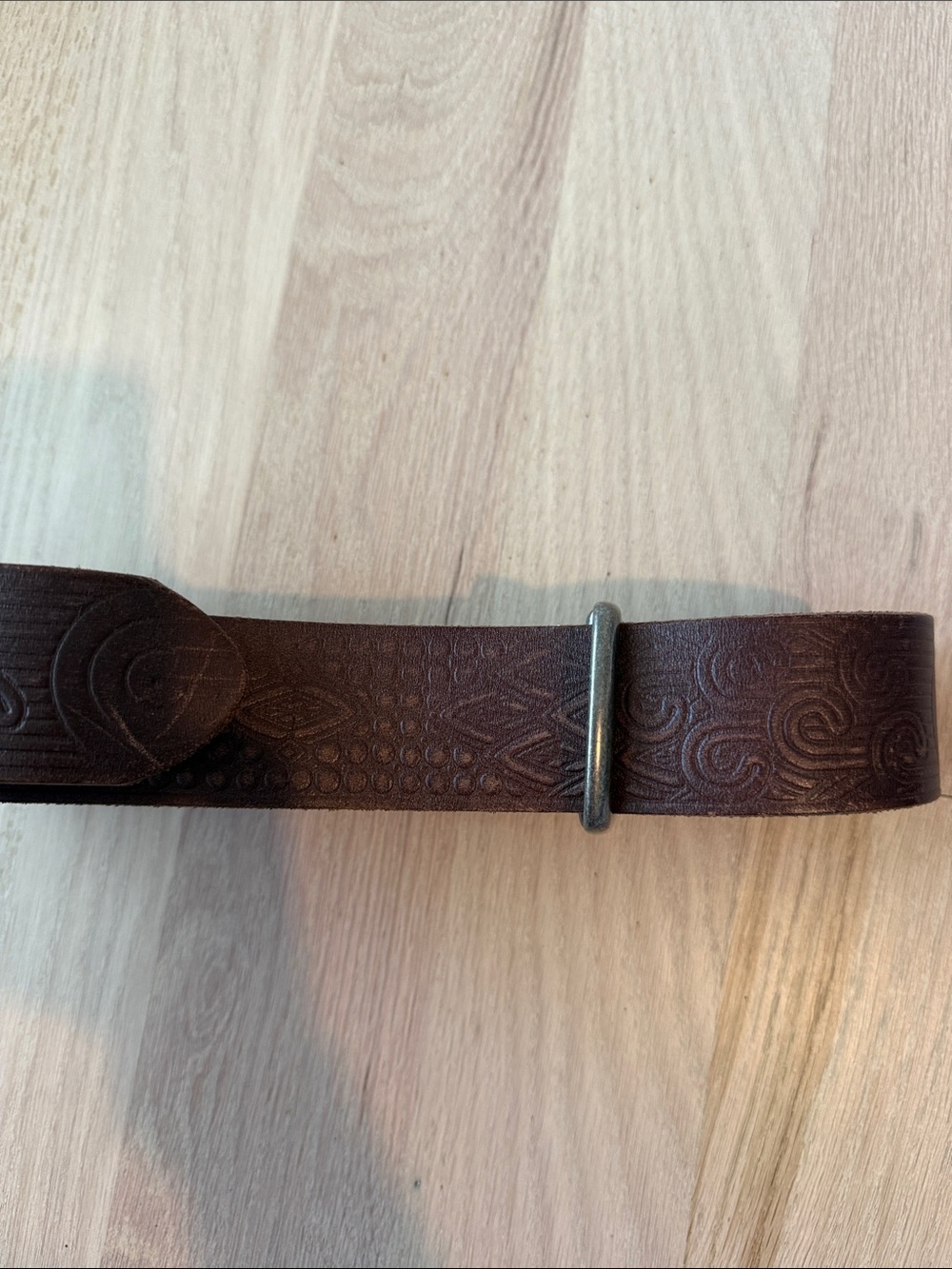 Vintage GAP Brown Embossed Leather Belt with Metal Loop